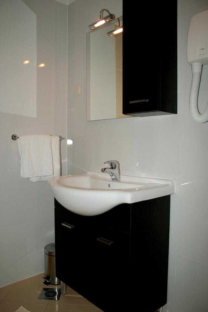 Fineda Grande Apartments Porec Luaran gambar